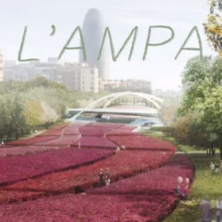 foto d'un parc preciós amb la torre agbar de fons